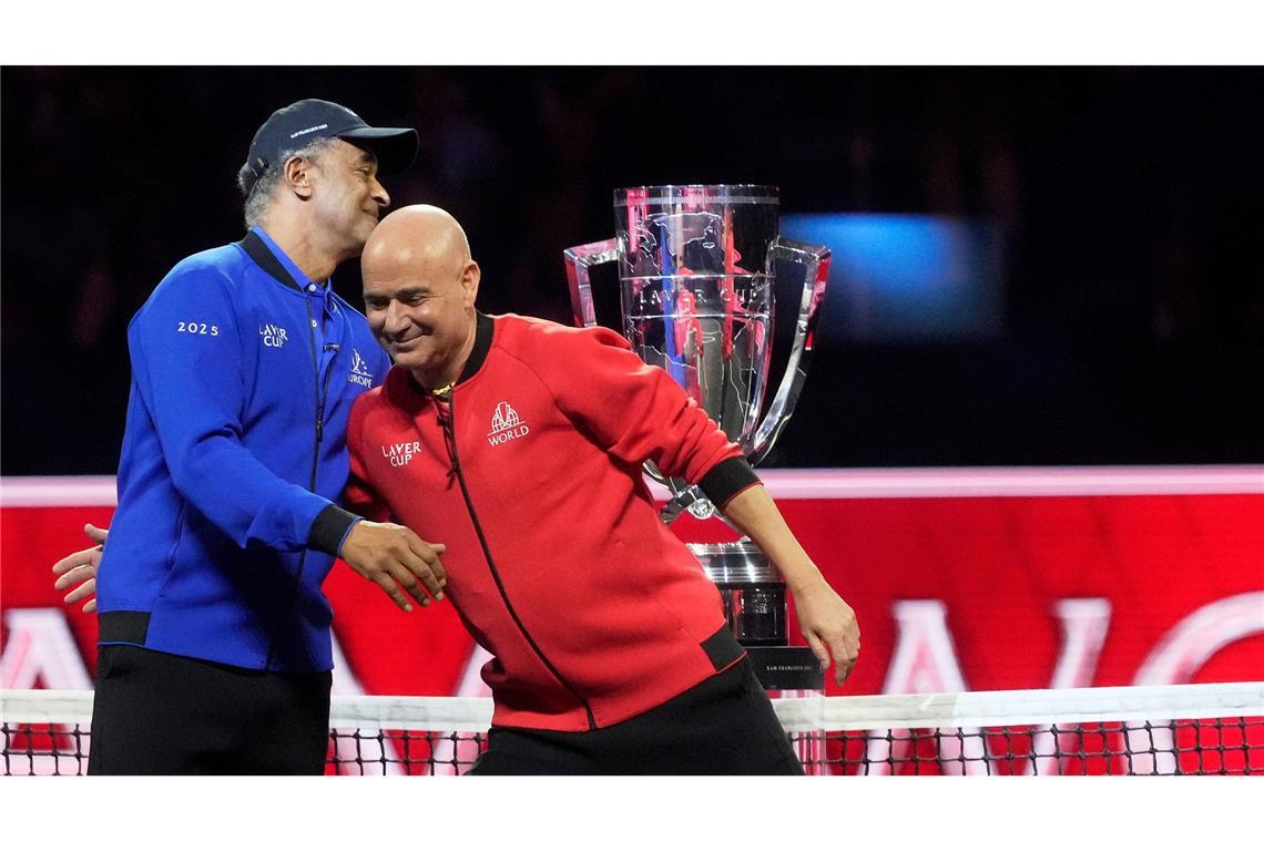 Die beiden Tennis-Legenden Yannick Noah (Team Europa) und Andre Agassi (Welt) sind die Kapitäne.