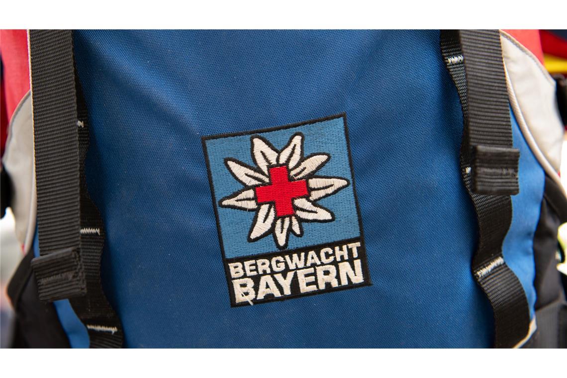 Die Bergwacht rettete zwei junge Wanderer. (Symbolbild)