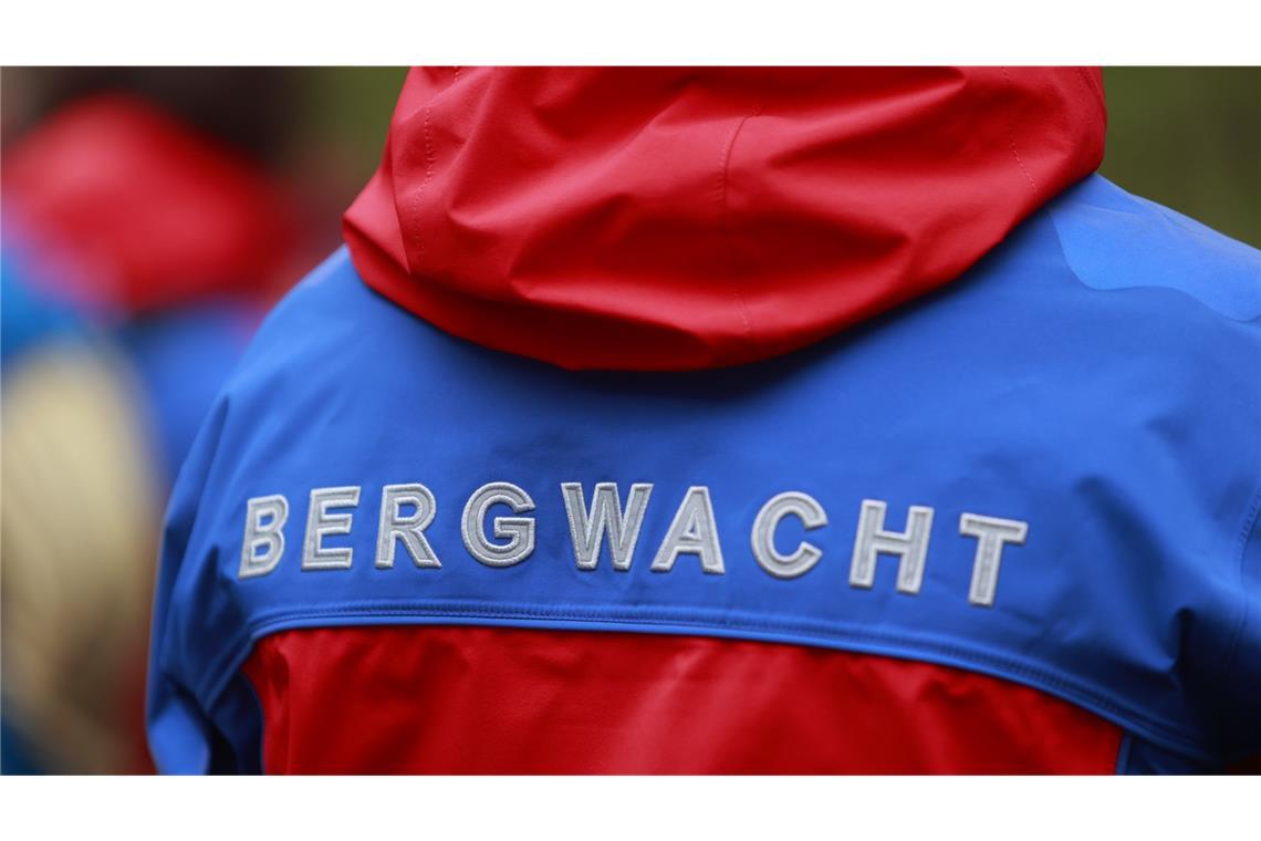 Frau stürzt beim Wandern 50 Meter ab und stirbt Die Bergwacht war im Einsatz. (Symbolbild)
