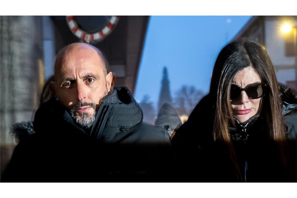 Die Besitzer der Bar „Le Constellation“ in Crans-Montana, Jacques und Jessica Moretti.