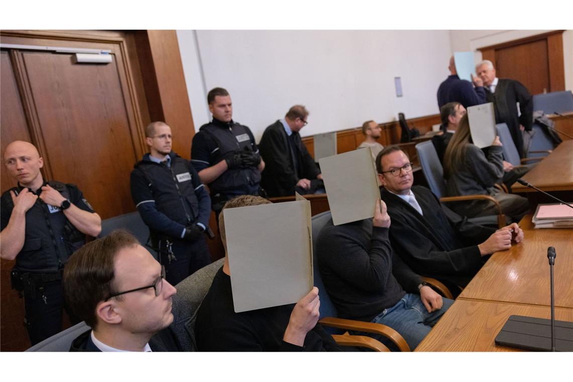 Tödliche Polizeischüsse auf Geflüchteten - Freisprüche Die beteiligten Polizisten wurden freigesprochen.