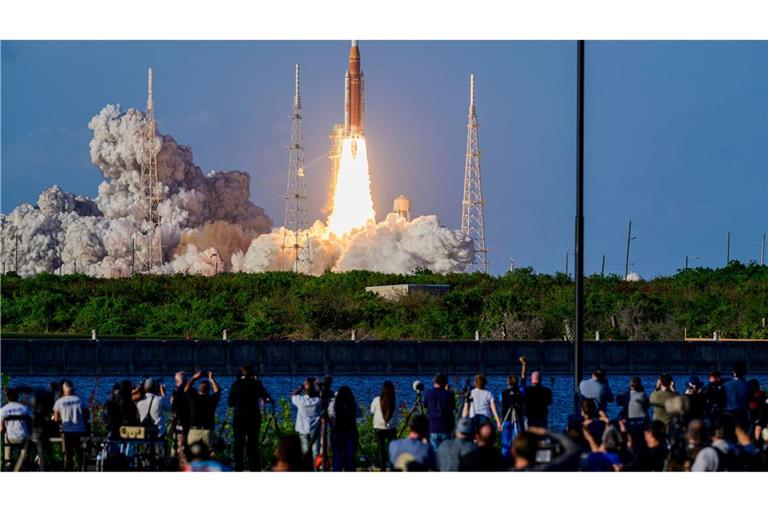 Die Bordtoilette gilt als technische Neuerung.