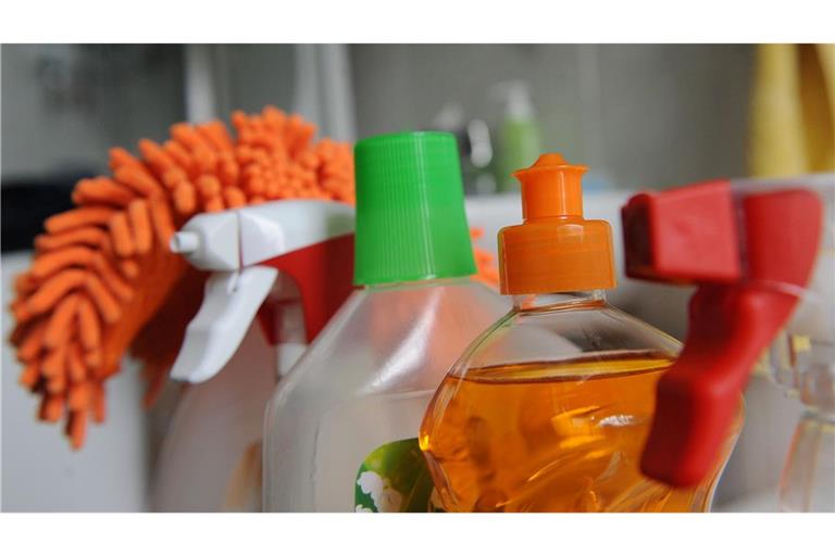 Die Branche sagt: Gerade in herausfordernden Zeiten investieren viele Menschen in ein gepflegtes Äußeres und ein sauberes Zuhause. (Symbolbild)