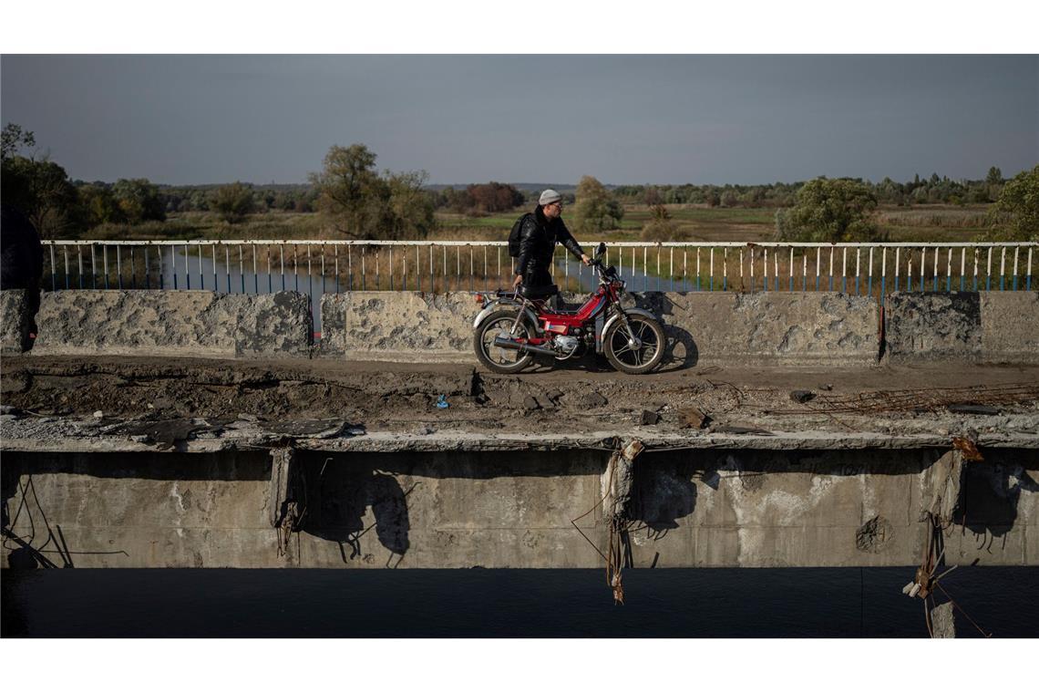 Experten: Russen schleichen durch Tunnel nach Kupjansk