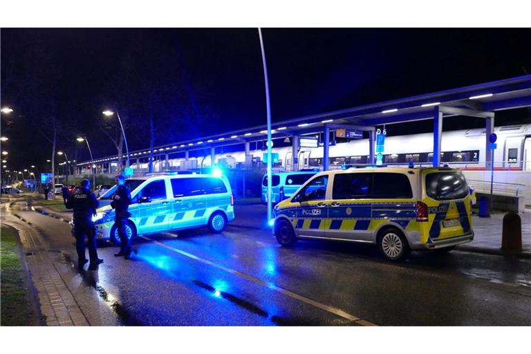 Die Bundespolizei ist am Bahnhof Siegburg/Bonn im Einsatz.