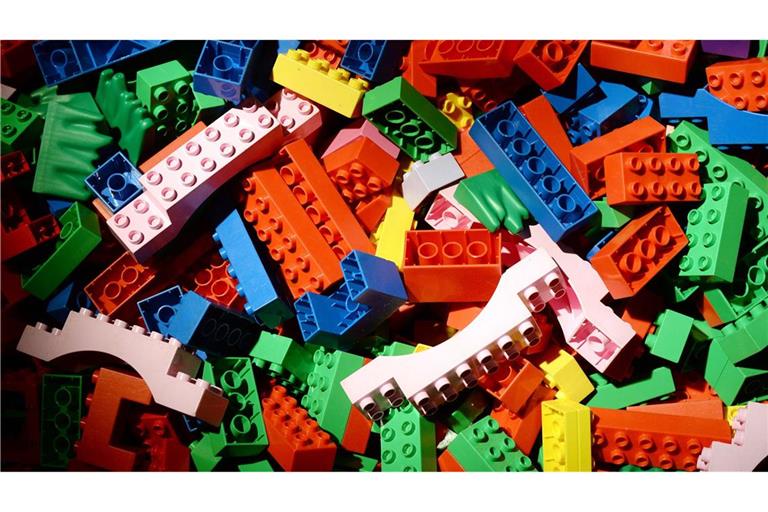 Die bunten Klemmbausteine machten die Marke Lego zum Milliardenkonzern.