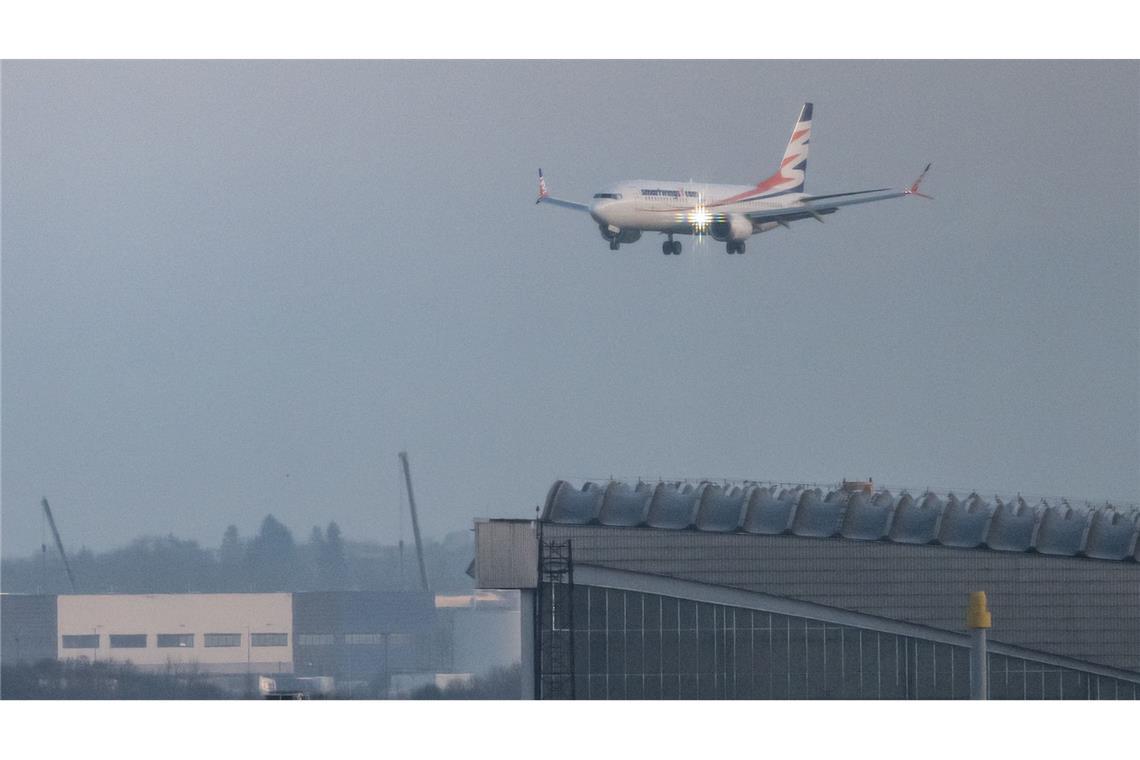 Die Chartermaschine mit den geflüchteten Afghaninnen und Afghanen an Bord landete am Morgen am Flughafen Berlin Brandenburg.