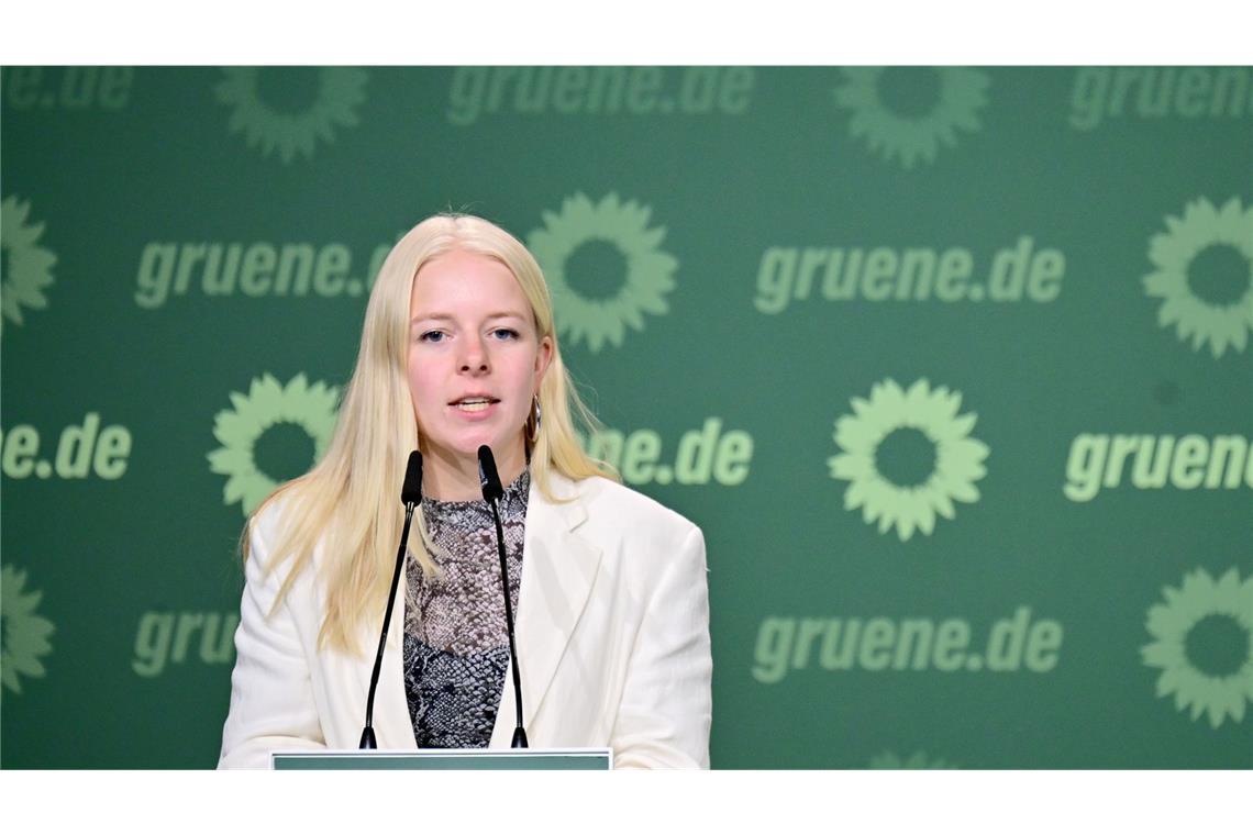 „ACAB“-Pulli: Das sagt Cem Özdemir zur Causa Nietzard Die Chefin der Grünen Jugend, Jette Nietzard