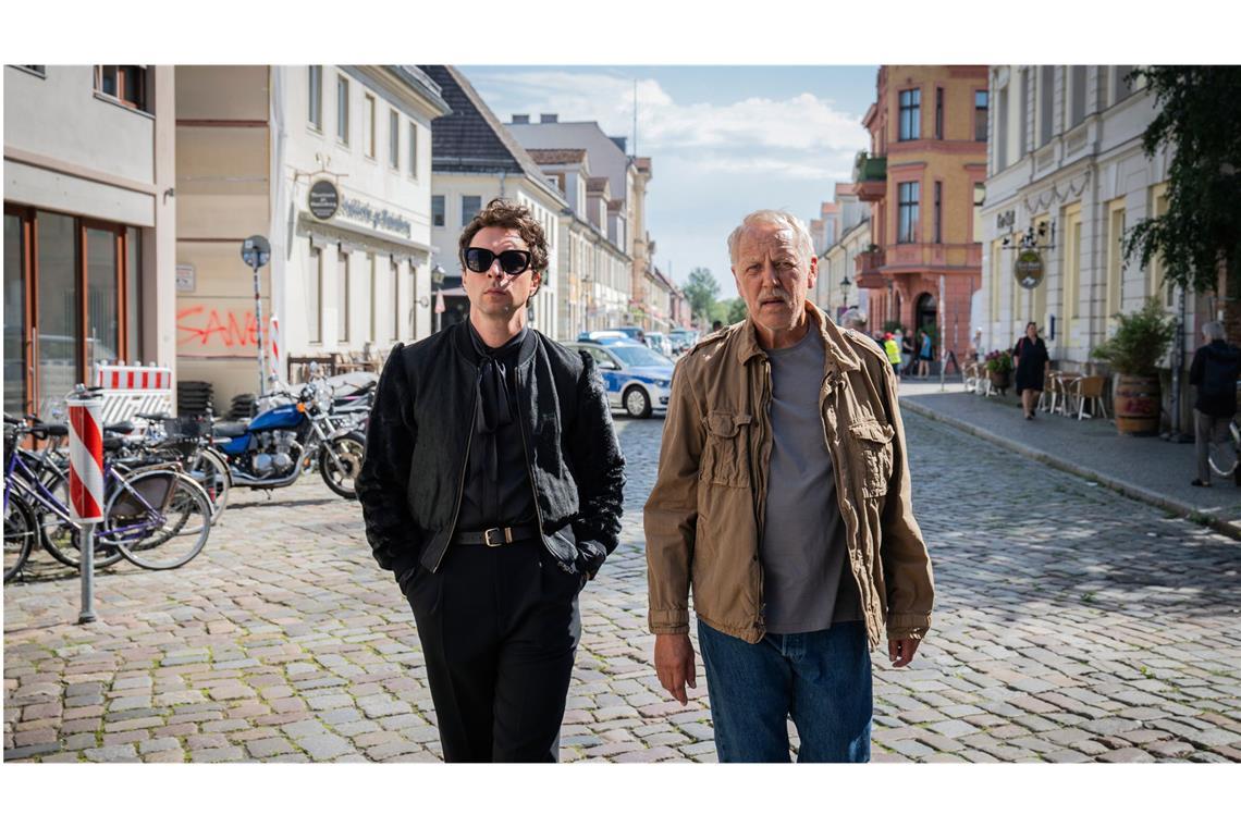 Die deutsch-polnischen Kommissare Ross (André Kaczmarczyk, li.) und Rogov (Frank Leo Schröder) ermitteln diesmal in Potsdam.