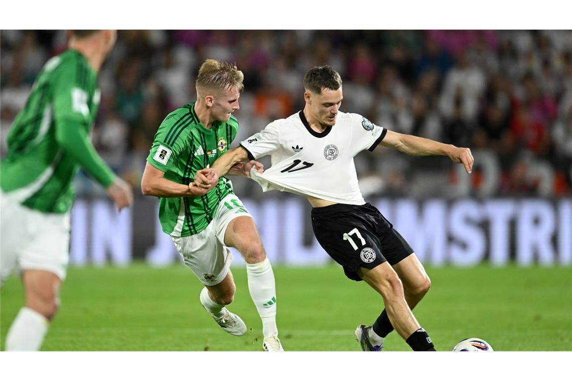 Später Doppelschlag erlöst Nagelsmann gegen Nordirland Die deutsche Nationalmannschaft um Florian Wirtz (r) kämpfte gegen Nordirland um Wiedergutmachung.
