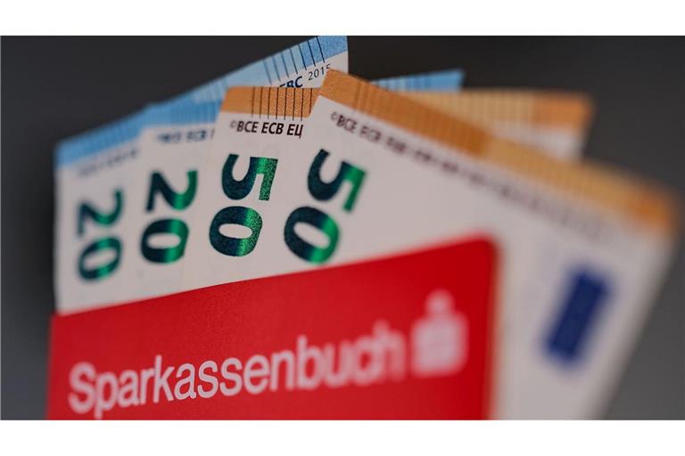 Deutsche sparen viel, aber meist ohne Plan Die Deutschen sind berühmt für ihre Sparsamkeit. Anleger in anderen Ländern machen aber mehr aus ihrem Geld. (Symbolbild)