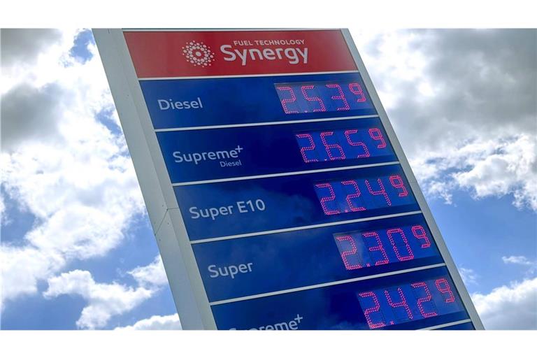 Die Dieselpreise eilen von Rekord zu Rekord.