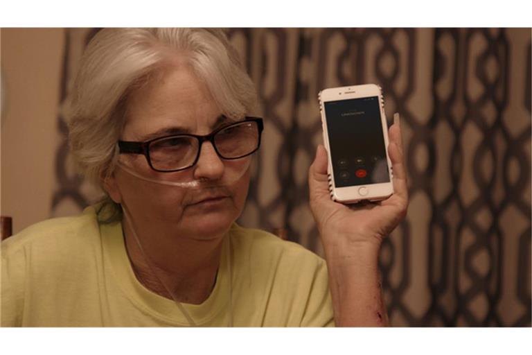 Die Doku arbeitet unter anderem mit heimlich aufgenommenem Material.