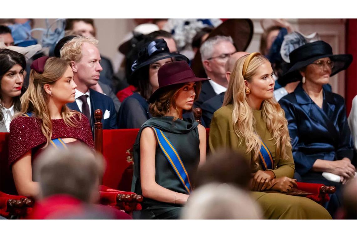 Die drei Prinzessinnen Ariane, Alexia und Amalia strahlten bei dem offiziellen Termin.