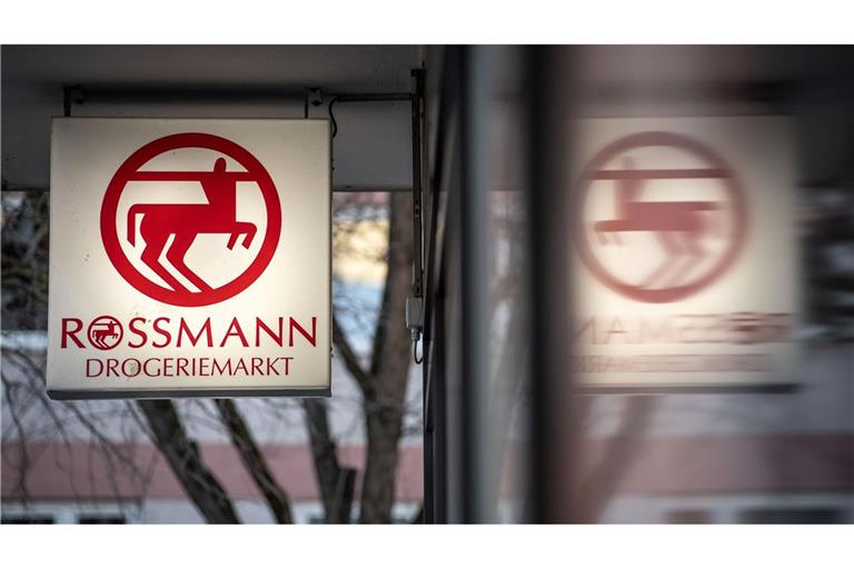 Die Drogeriemarktkette will ihr Lebensmittel-Sortiment weiter ausbauen.