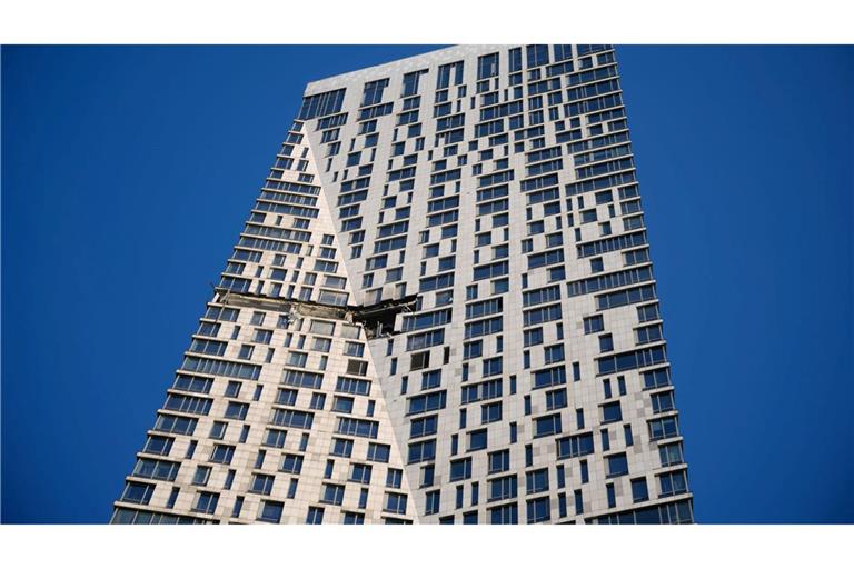 Die Drohne traf ein Hochhaus mit Luxuswohnungen in Moskau.
