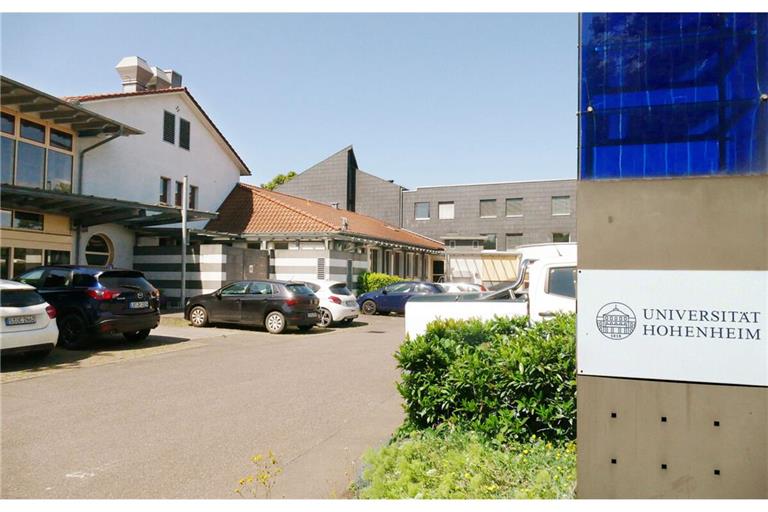 Die ehemalige Geno-Akademie wird saniert und umstrukturiert, die Kosten liegen bei 15.3 Millionen Euro.