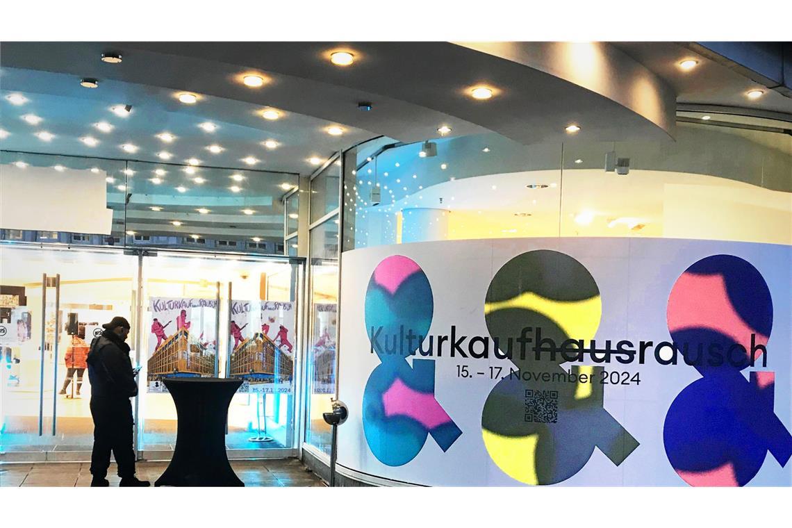 Neue Bühnen im Kaufhaus und Kammertheater Die ehemalige Kaufhof-Filiale in der Eberhardstraße wurde zur Kulturbühne.