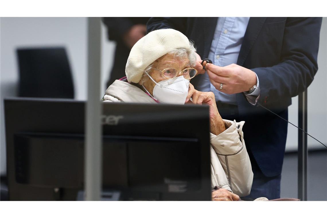 Frühere KZ-Sekretärin Irmgard F. ist tot Die ehemalige KZ-Sekretärin ist gestorben. (Archivbild)