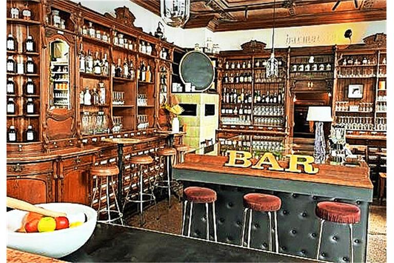Die ehemalige Stitzenburg-Apotheke ist mittlerweile eine Bar-Location.
