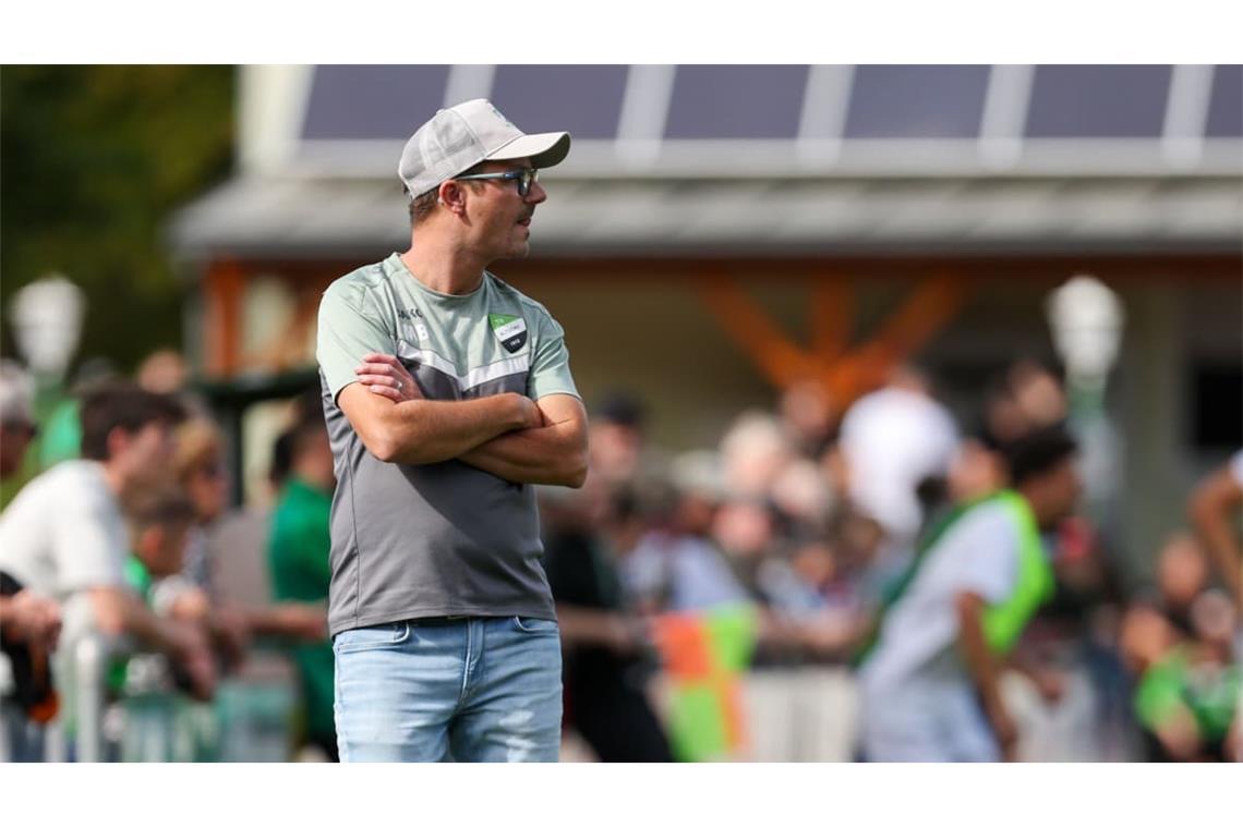Die Ereignisse im Spiel beim TV Nebringen nagen noch an Trainer Marcus Binder vom TV Altdorf.
