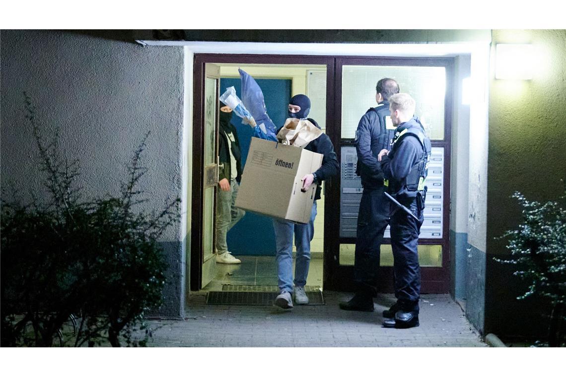 Die Ermittler stellten in Klettes Wohnung in Berlin brisante Beweise sicher. (Archivbild)