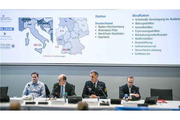 Die Ermittler waren in Baden-Württemberg, Nordrhein-Westfalen, Rheinland-Pfalz, im Saarland sowie in Italien im Einsatz.
