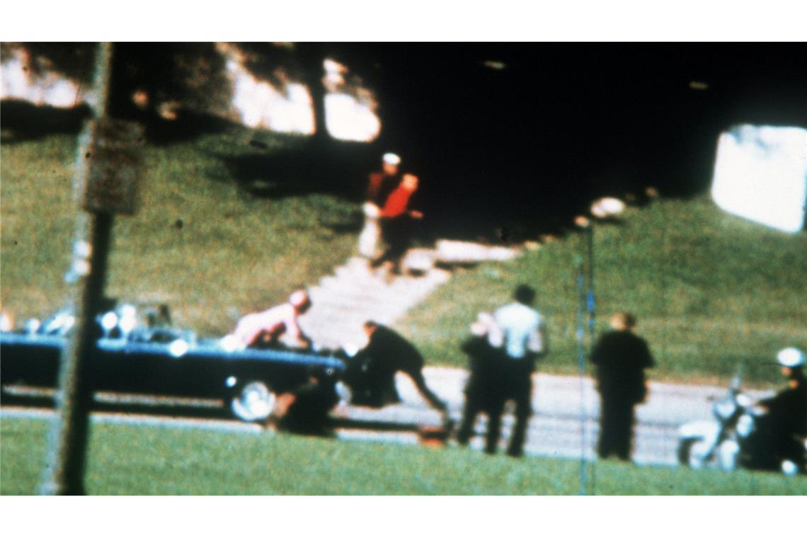 Tod von Papst oder Queen: Warum bewegt einen das eigentlich? Die Ermordung von US-Präsident John F. Kennedy wurde von vielen Westdeutschen als traumatisch erlebt (Archivbild).