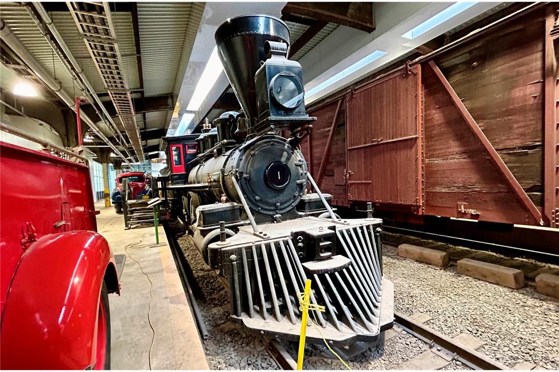 Die erste Dampflok, die jemals durch die Prärie in Manitoba fuhr, im Eisenbahn-Museum im kanadischen Winnipeg.