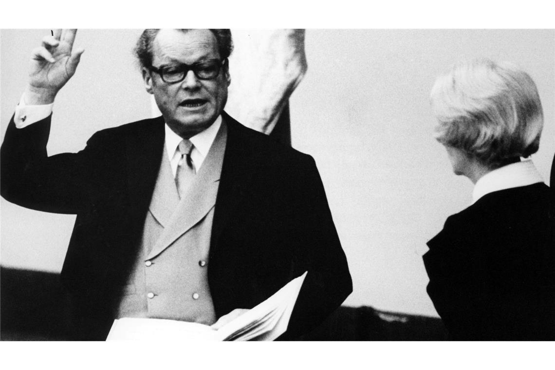Vertrauensfrage verloren: Wendepunkte der Kanzlerschaft Die erste Vertrauensfrage im Bundestag stellt SPD-Bundeskanzler Willy Brandt. (Archivbild)