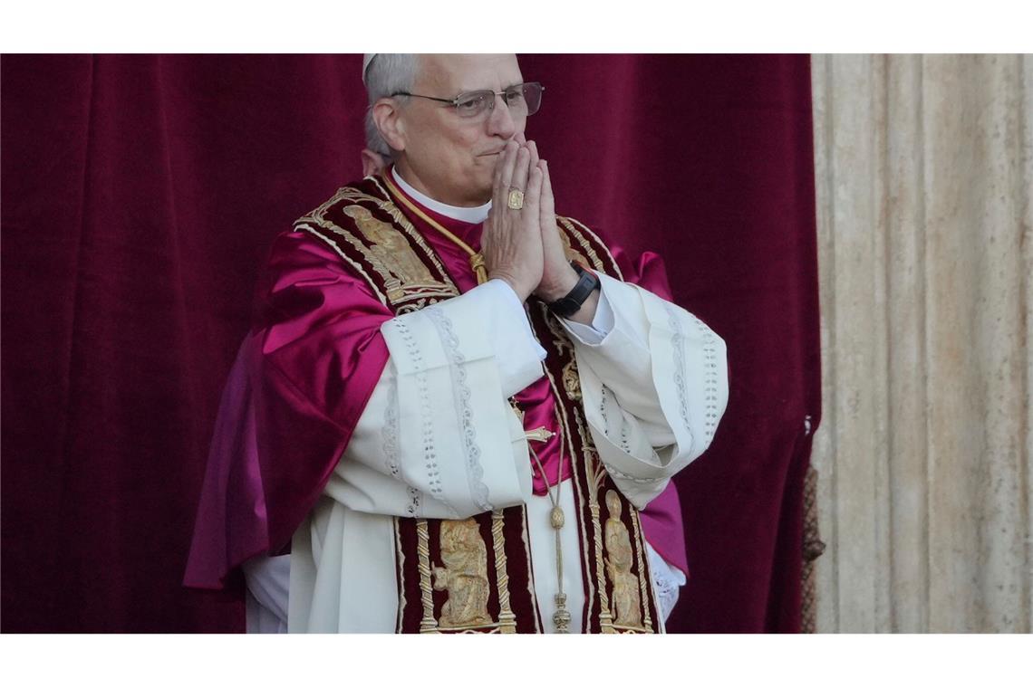 US-Amerikaner Robert Prevost neuer Papst Die ersten Minuten in der Öffentlichkeit.