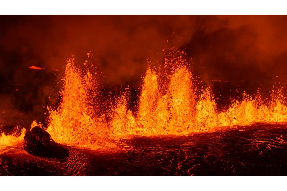 "Natur ist unberechenbar" - Neuer Vulkanausbruch auf Island Die Eruption begann in der Nacht.
