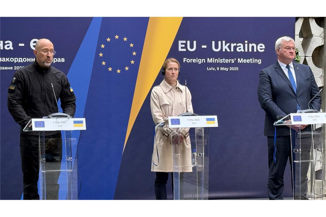 Startschuss für Sondertribunal zu Russlands Ukraine-Angriff Die EU-Außenbeauftragte Kallas und die Außenminister der EU-Staaten kamen in Lwiw mit Vertretern der Ukraine zusammen.