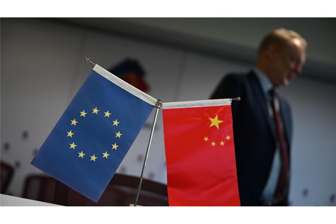 EU-Handelskammer in China: Zukunft mit Trump unklar Die EU-Handelskammer in China sieht unklare Regelungen in China als Problem für europäische Firmen.