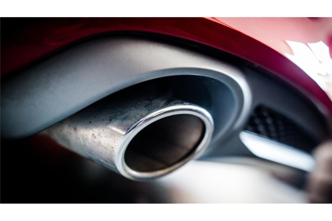 Die EU-Kommission will das Verbrenner-Aus kippen (Symbolbild).