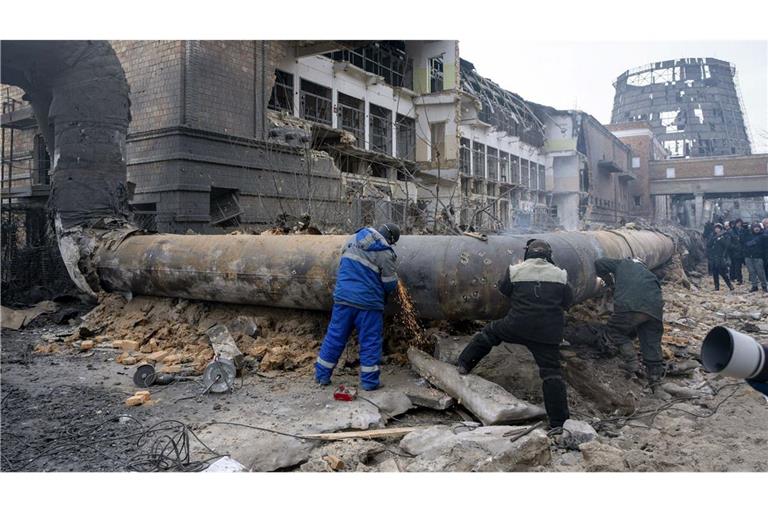 Die EU will die Ukraine beim Wiederaufbau von Infrastruktur unterstützen. (Archivbild)