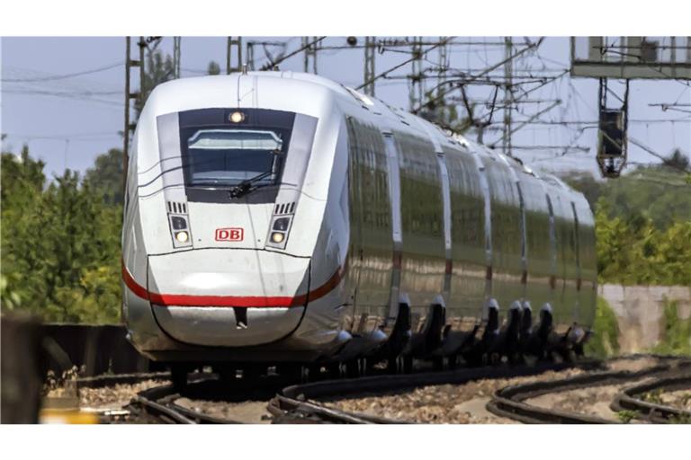 Die EU will schnellere Zugreisen zwischen Die EU will schnellere Zugreisen zwischen Metropolen ermöglichen Metropolen möglich machen.