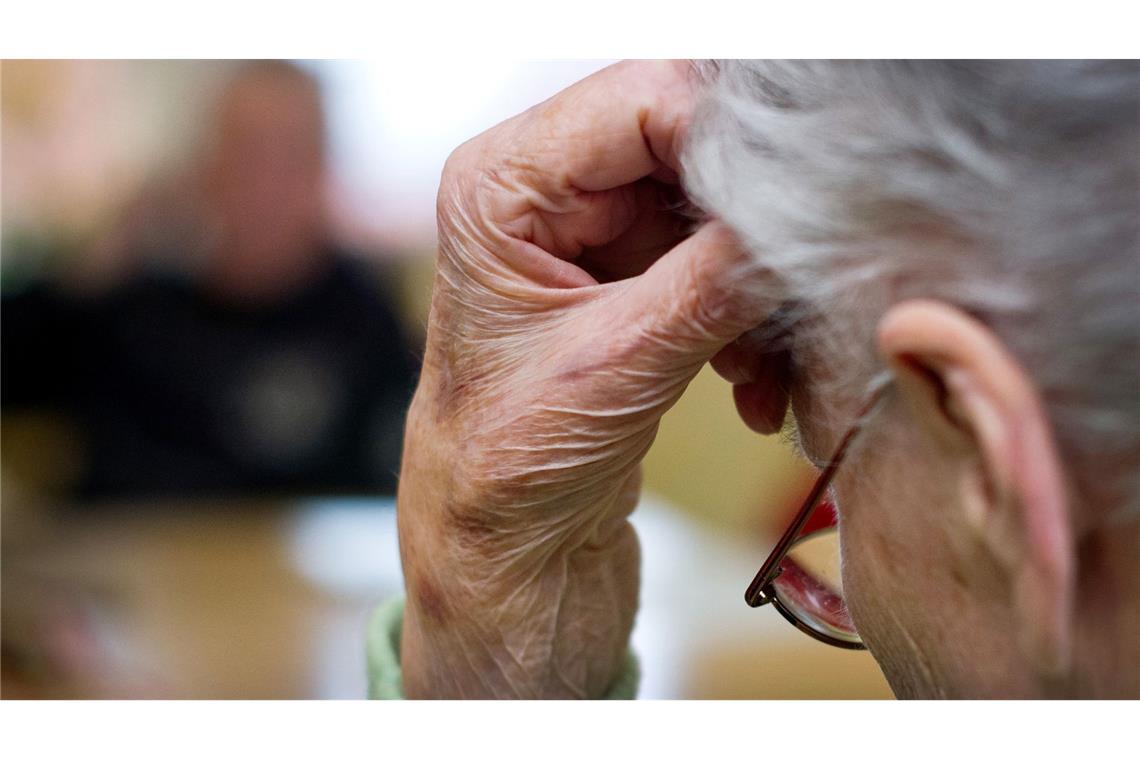 EU-Kommission lässt zweites Alzheimer-Medikament zu Die Europäische Kommission hat ein weiteres Medikament gegen Alzheimer zugelassen. (Archivbild)