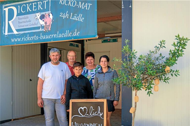 Die Familie freut sich auf den Neustart (von links): Thomas, Gerhard, Mailo, Erika und Nicole Rickert. Fotos: Stefan Bossow