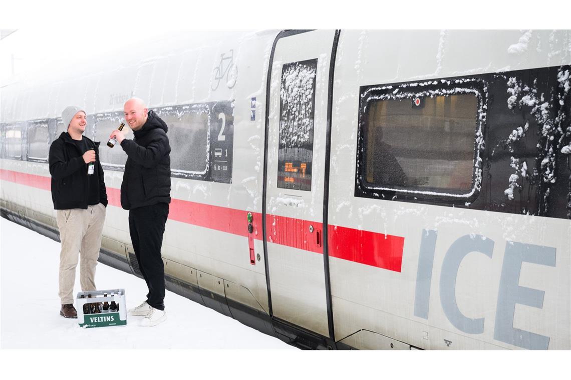 Die Fans strandeten in Hannover.