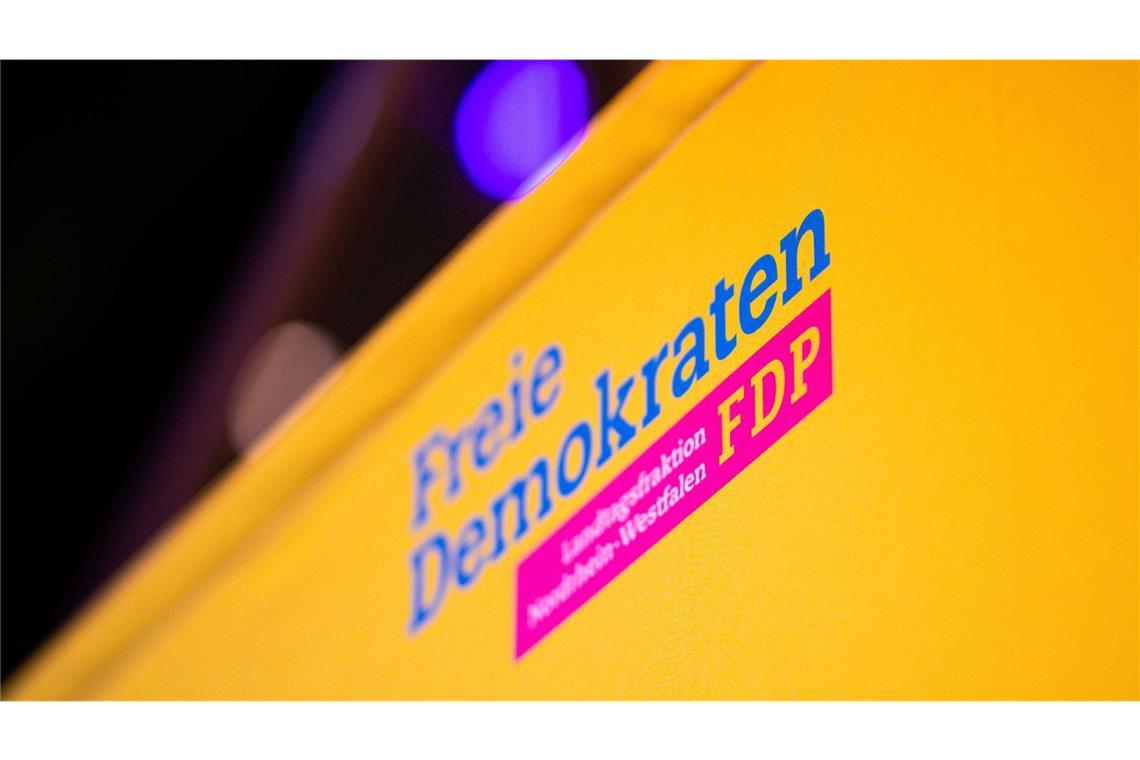 FDP-Verfassungsklage zu Finanzpaket in Bundesrat abgewiesen Die FDP in Nordrhein-Westfalen hatte geklagt.