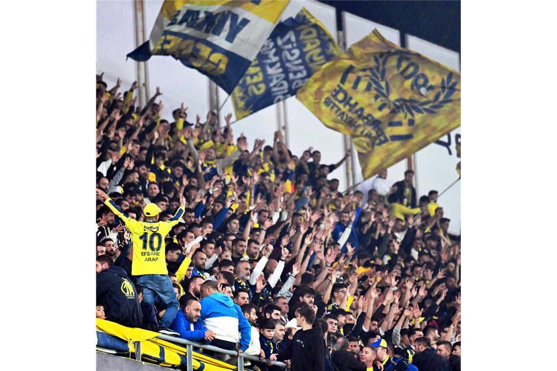 Die Fenerbahce-Fans gelten als besonders leidenschaftlich.