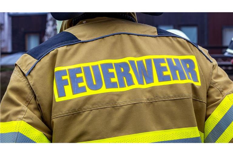 Die Feuerwehr rettete das Mädchen (Symbolbild).