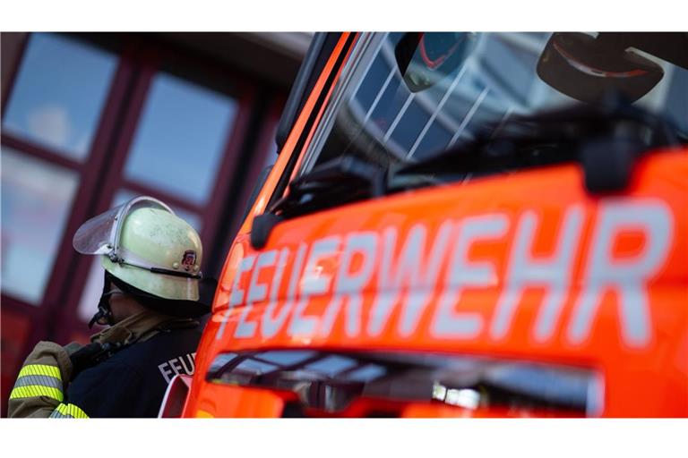 Die Feuerwehr rückte zu dem Brand aus. (Symbolbild)