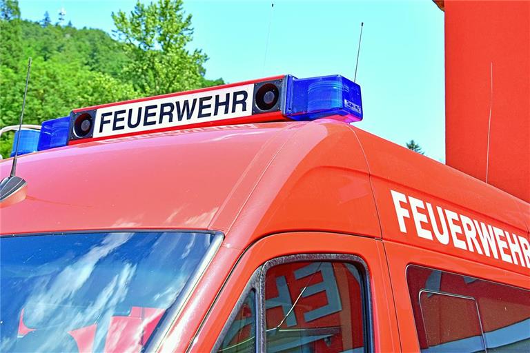 Die Feuerwehr war mit rund 70 Einsatzkräften vor Ort. Symbolfoto: Tobias Sellmaier