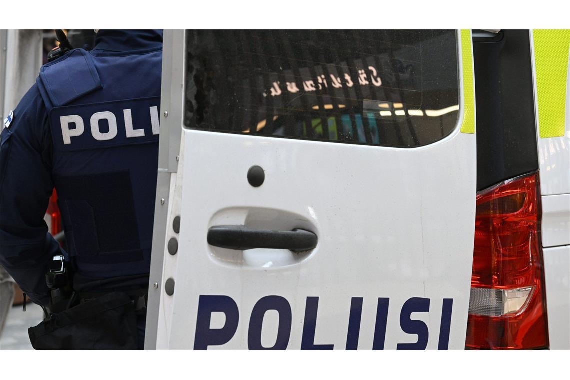 Die finnische Polizei hat einen älteren Mann aus einem Keller gerettet. (Symbolfoto)
