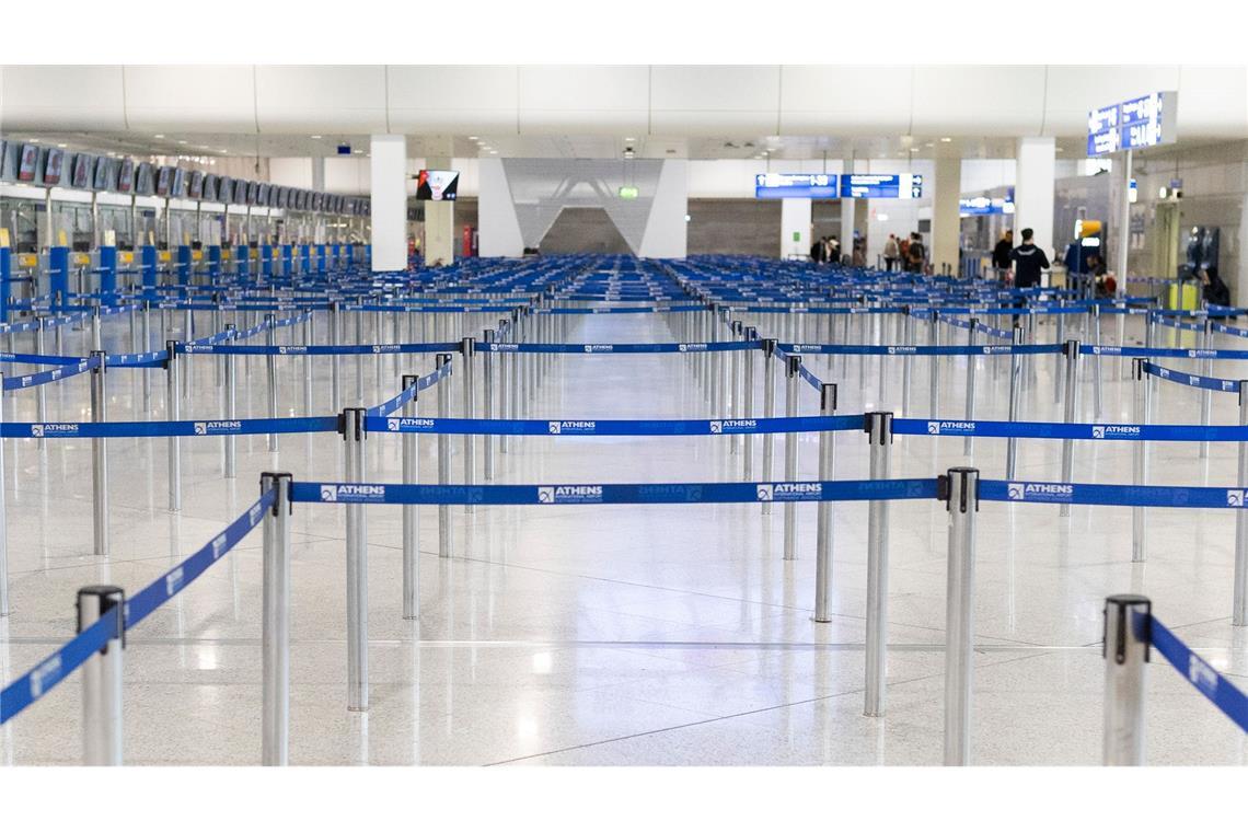 Die Fluglotsen streiken mit: Nichts geht mehr am Athener Flughafen