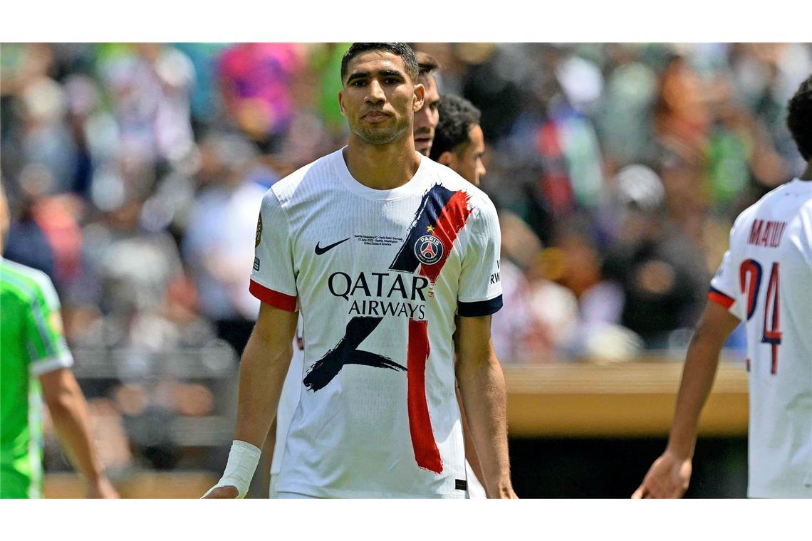 Vergewaltigungsvorwurf: Fußballstar Hakimi droht Prozess Die französische Justiz will Achraf Hakimi von Paris Saint-Germain wegen des Vorwurfs der Vergewaltigung vor Gericht bringen (Archivfoto).