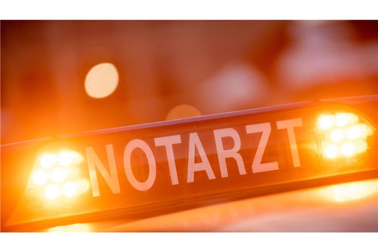 Die Frau wurde lebensgefährlich verletzt (Symbolbild).