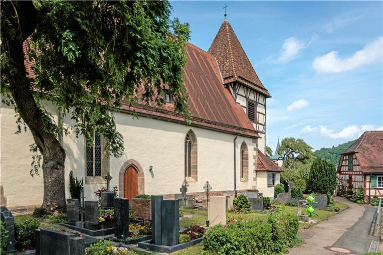 Die Friedhofsordnung ist nun geändert, Tuchbestattungen sind jetzt auch auf dem Murrhardter Friedhof möglich. Archivfoto: Stefan Bossow